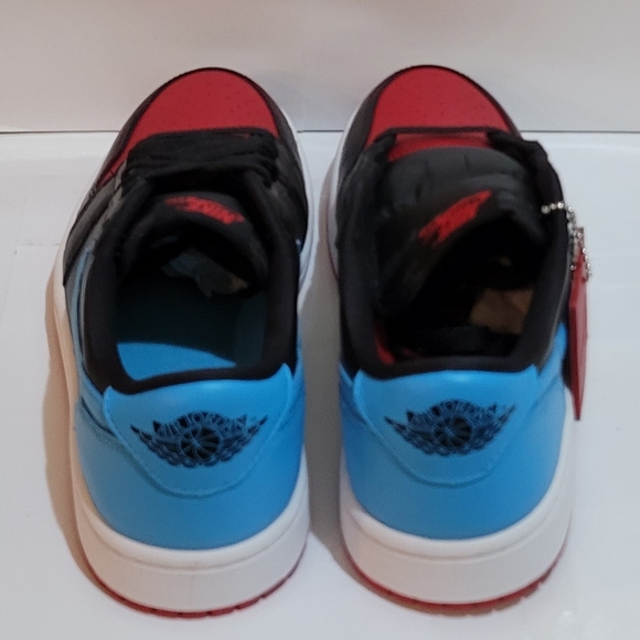 JORDAN 1‎ RETRO LOW OG NC TO CHI - Picture 4 of 6